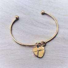 Load image into Gallery viewer, Heart Bangle Bracelet