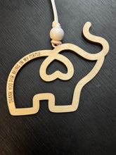 Load image into Gallery viewer, Unbreakable Bond of Sisterhood Elephant Friendship Gift, Elephant Ornament, Special Friend Keepsake, Sisterhood Ornament, Elephant Sisterhood Circle, Best Friend Gift, Story Card

